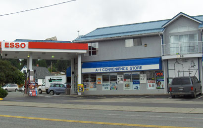 A1 Store: Gas, laundromat and car wash - One block from Tyee Motel